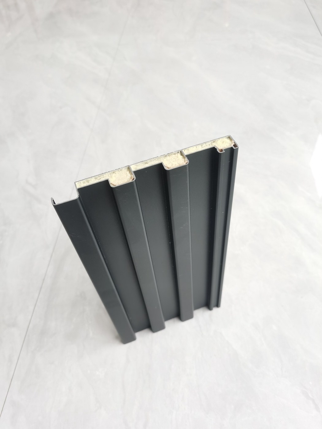 Injection heat insulation board
